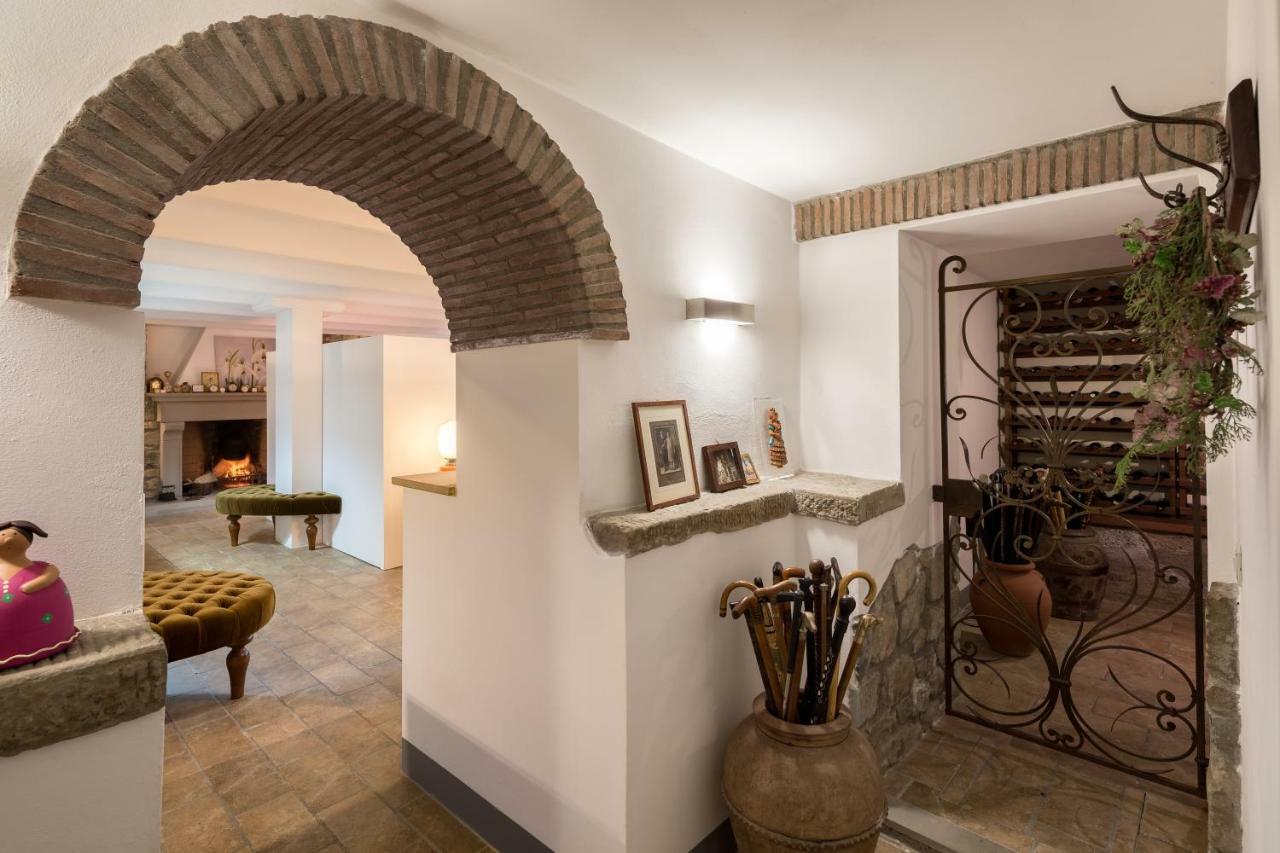 La Taverna Fra Le Colline Apartment *